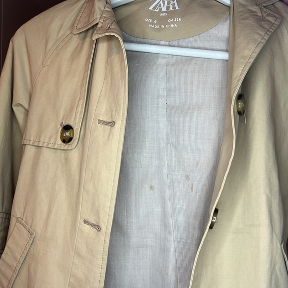 Zara kids trench coat. - Picture 5 of 5